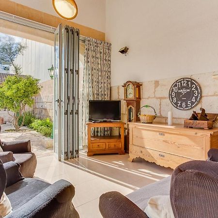 Villa Ca Na Pessina Sa Pobla Eksteriør billede